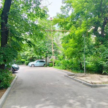 Квартира Рядом Арбата, Гоголя 92 Almati Kültér fotó