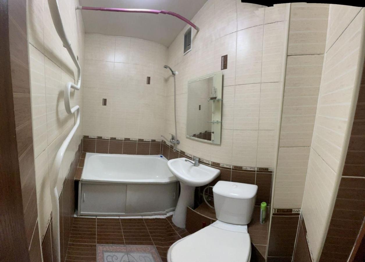 Квартира Рядом Арбата, Гоголя 92 Almati Kültér fotó